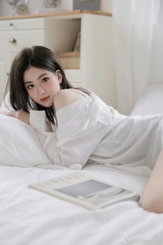 苍鹭与少年 封面